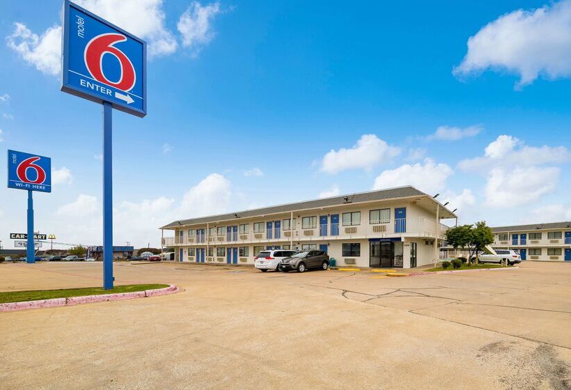 Motel 6 Greenville, Tx