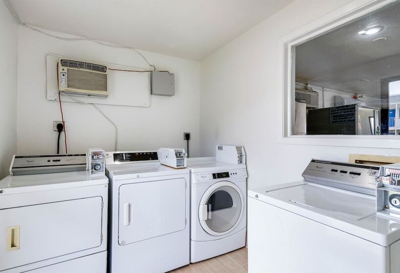 Motel 6 Greenville, Tx