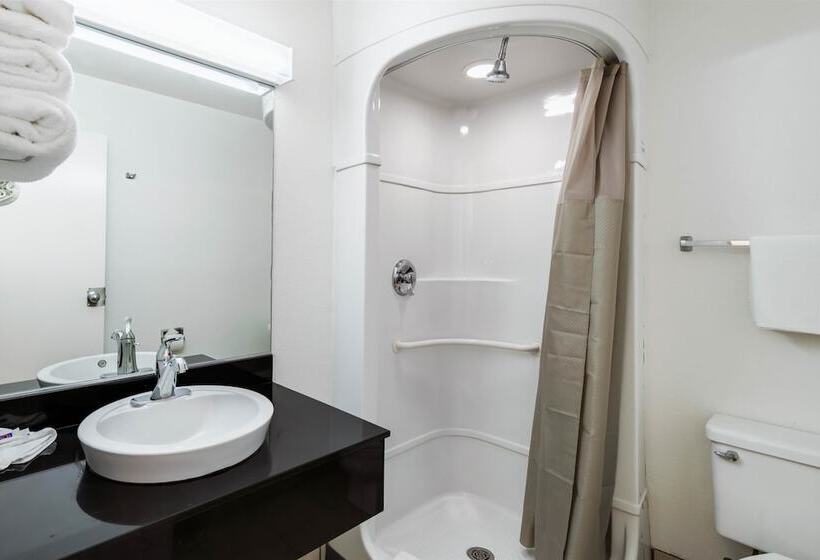 Motel 6 Greenville, Tx