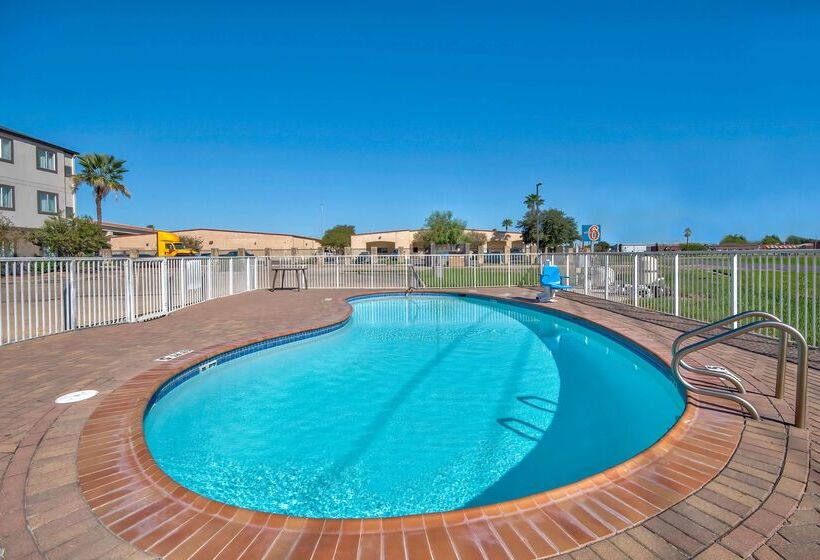 Motel 6harlingen, Tx