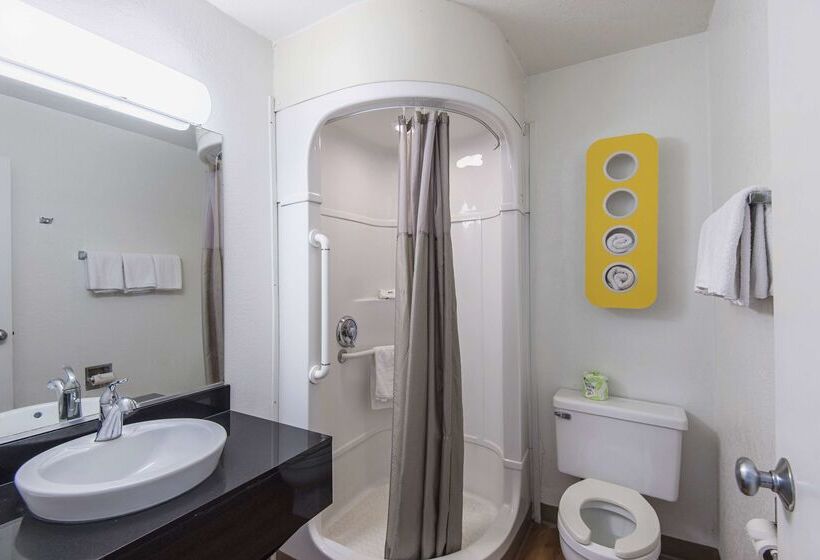 Motel 6kansas City, Mo  Airport