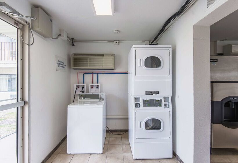 Motel 6kansas City, Mo  Airport