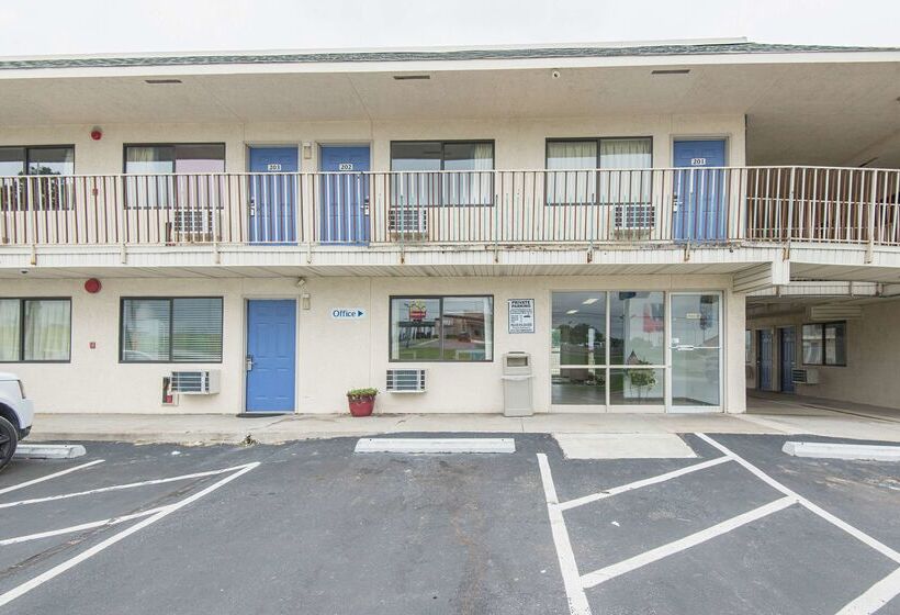 Motel 6kansas City, Mo  Airport