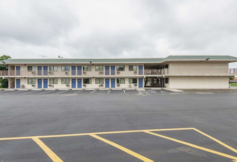 Motel 6kansas City, Mo  Airport