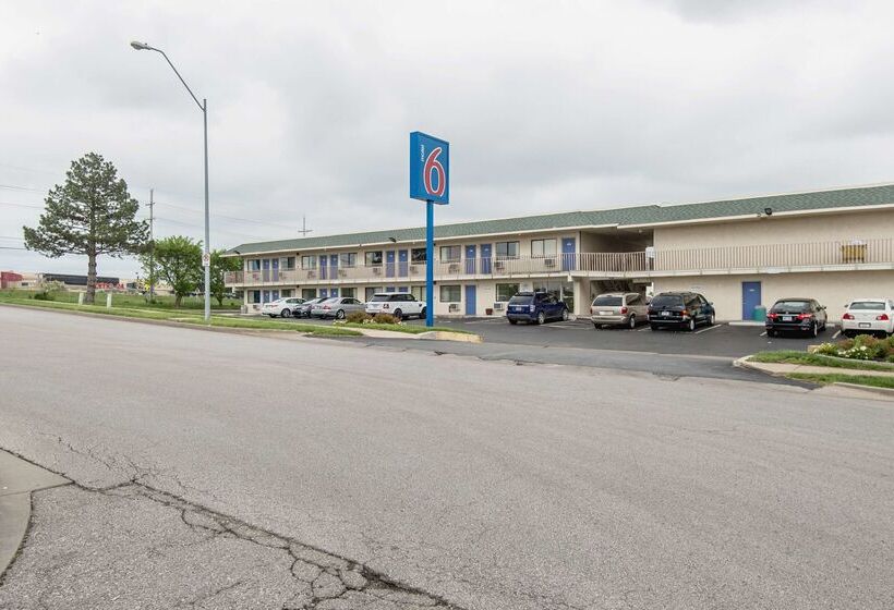 Motel 6kansas City, Mo  Airport
