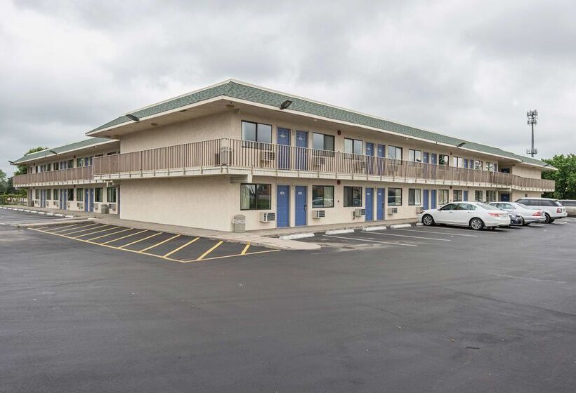 Motel 6kansas City, Mo  Airport