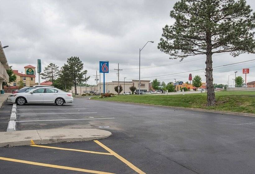 Motel 6kansas City, Mo  Airport