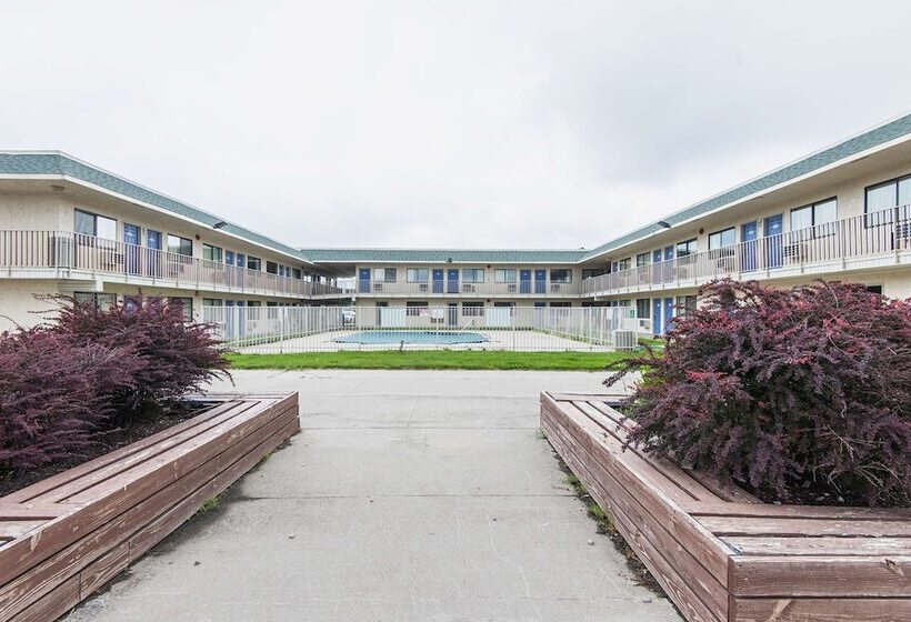 Motel 6kansas City, Mo  Airport