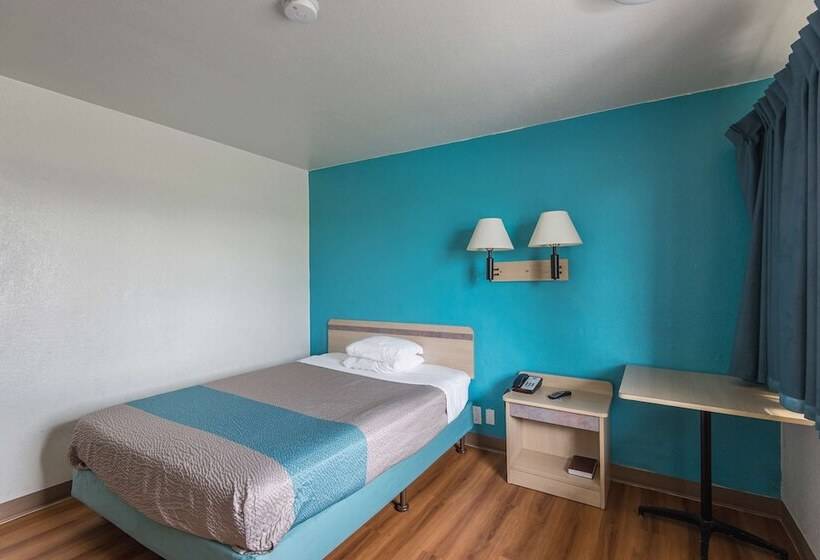 Motel 6kansas City, Mo  Airport