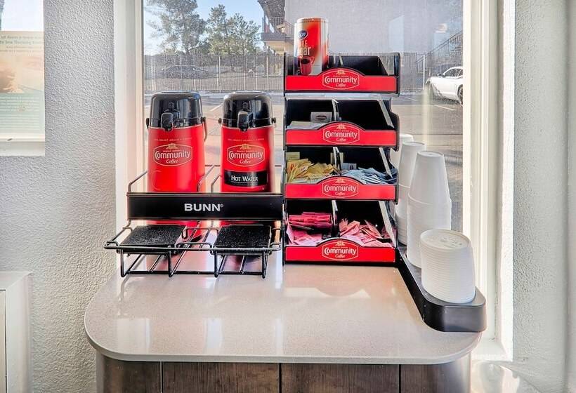 Motel 6 Lancaster, Ca