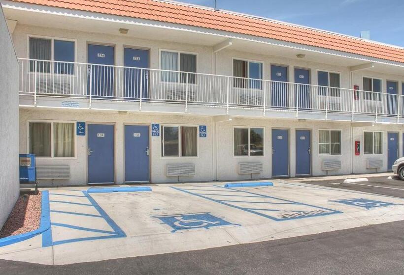 Motel 6 Lancaster, Ca