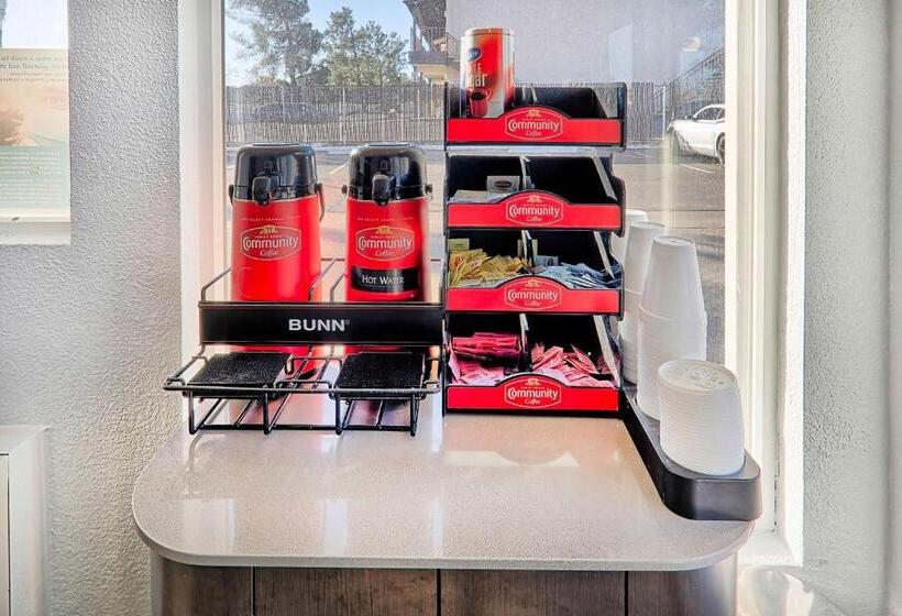 Motel 6 Lancaster, Ca