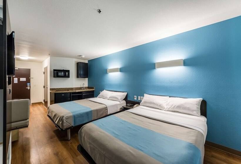 Motel 6laredo, Tx  Airport