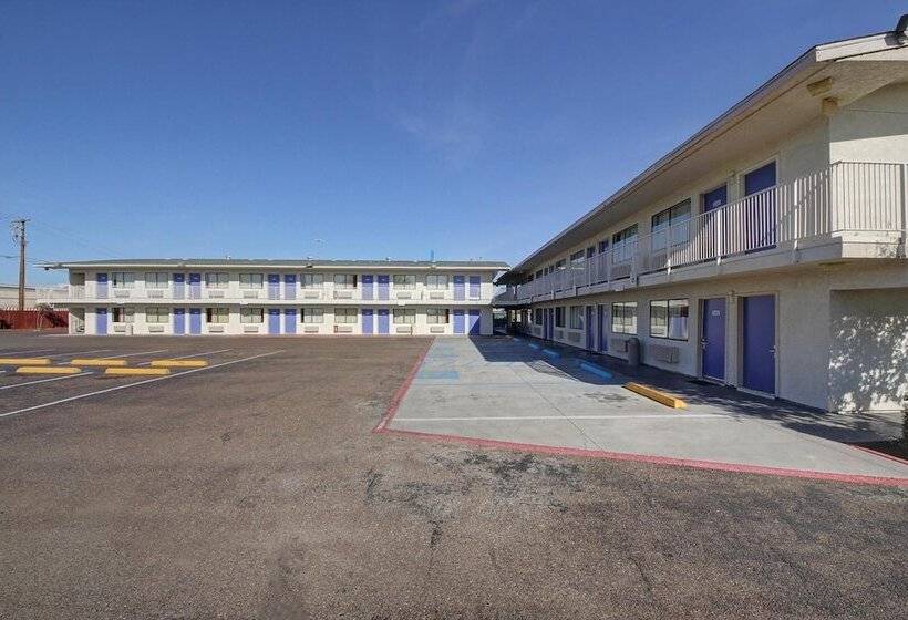 Motel 6laredo, Tx South