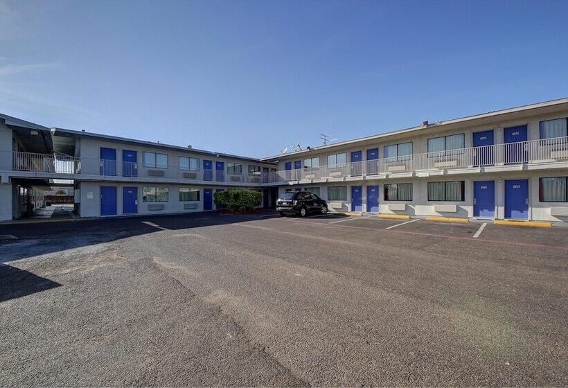 Motel 6laredo, Tx South