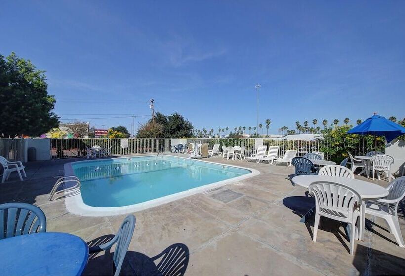 Motel 6laredo, Tx South