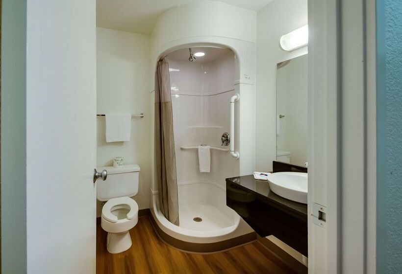 Motel 6lenexa, Ks  Kansas City Southwest