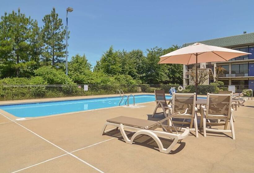 Motel 6little Rock, Ar  West