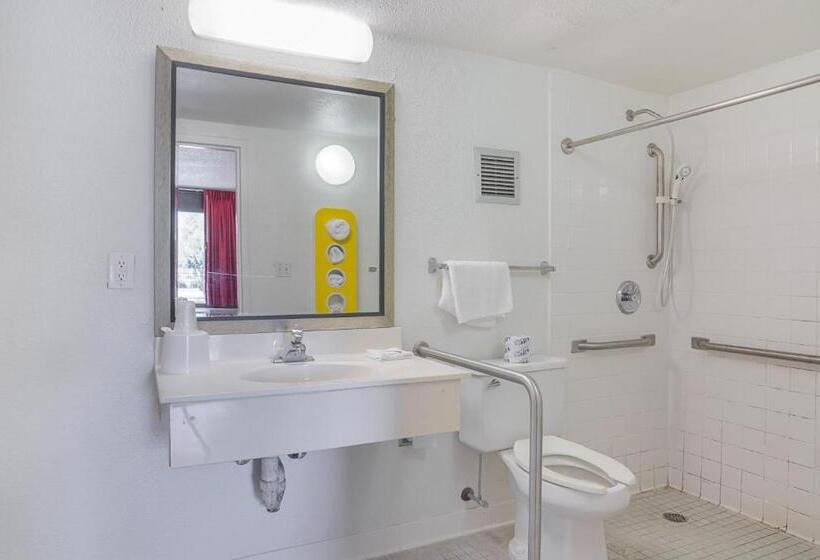 Motel 6little Rock, Ar  West