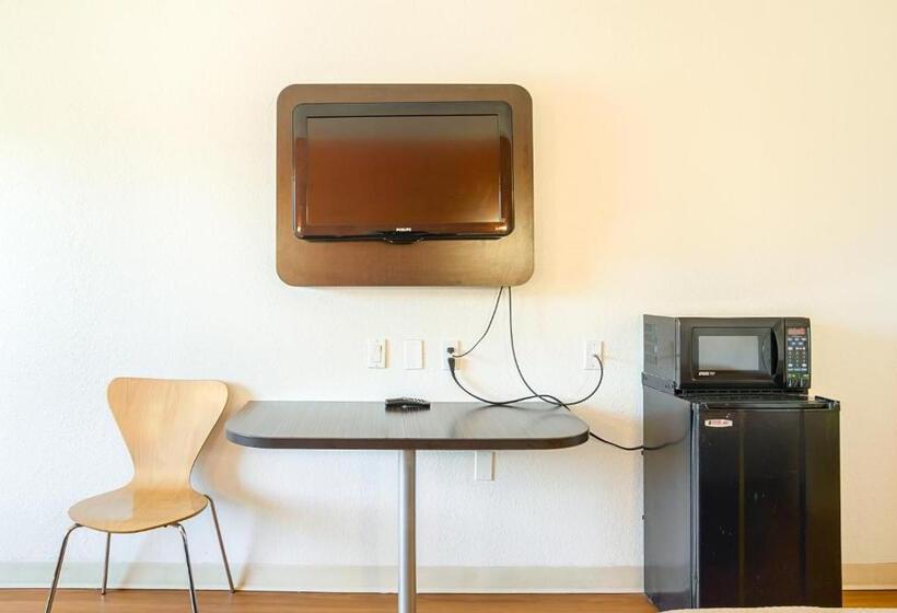 Motel 6little Rock, Ar  West