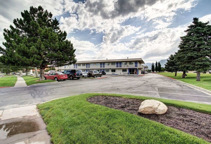 מוטל Econo Lodge Midvale