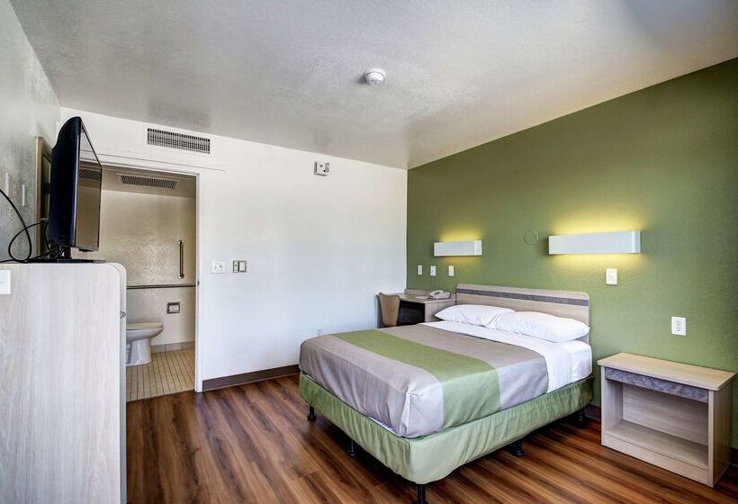 Мотель Econo Lodge Midvale