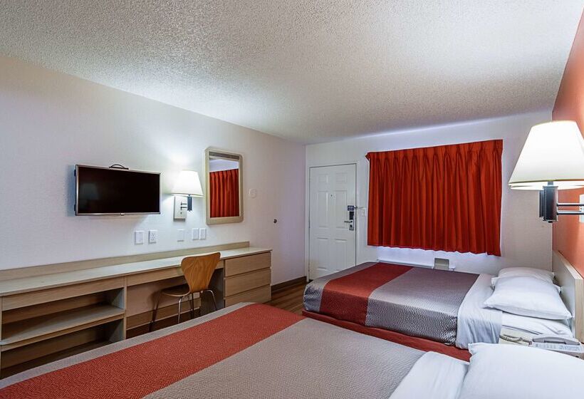 Мотель Park Inn By Radisson, Modesto