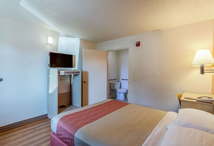 Мотель Park Inn By Radisson, Modesto