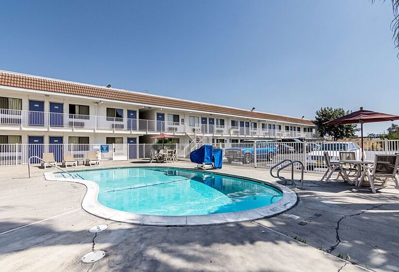 Мотель Park Inn By Radisson, Modesto