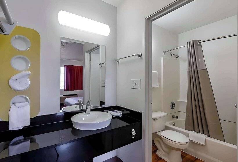 Мотель Park Inn By Radisson, Modesto