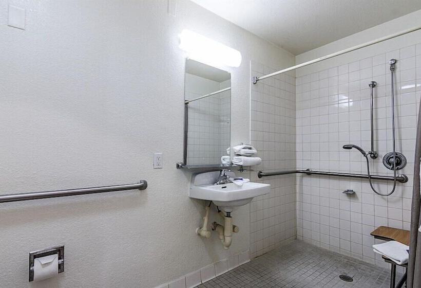 Мотель Park Inn By Radisson, Modesto