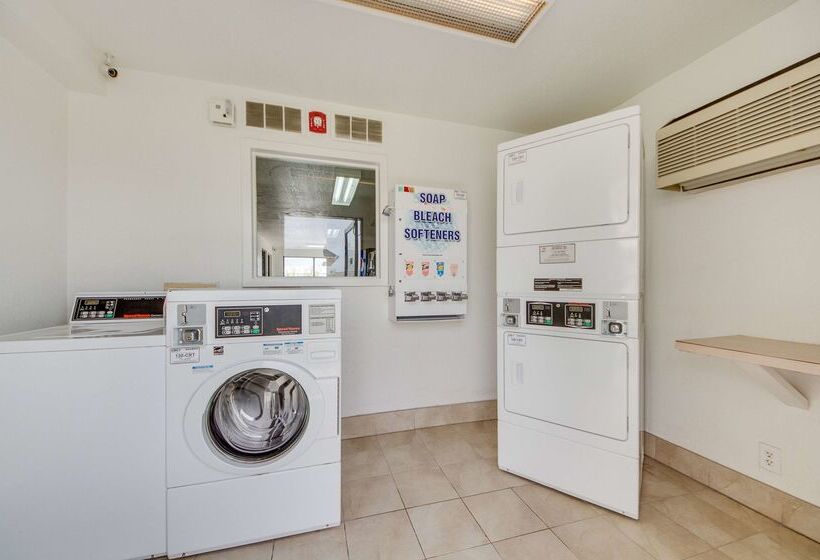 מוטל Avera Suites