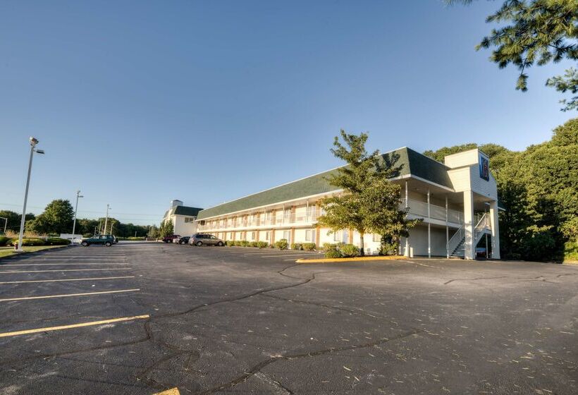 Motel 6niantic, Ct  New London