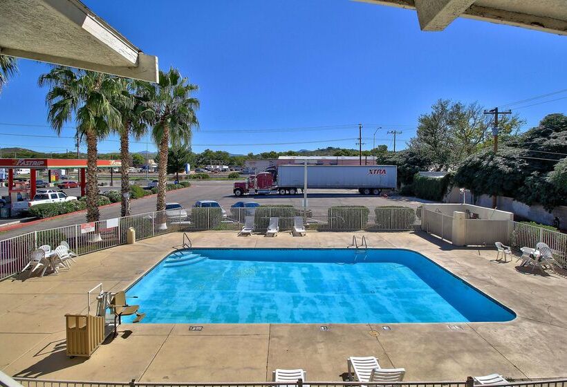 Motel 6nogales, Az  Mariposa Road