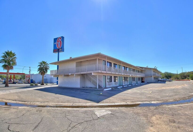 Motel 6nogales, Az  Mariposa Road