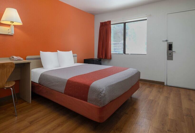 Motel 6oceanside, Ca