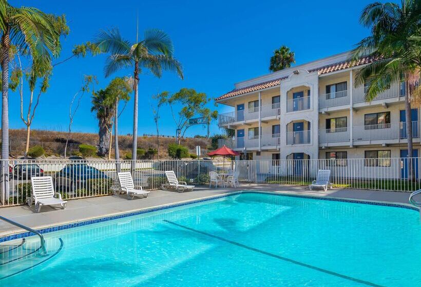 Motel 6oceanside, Ca