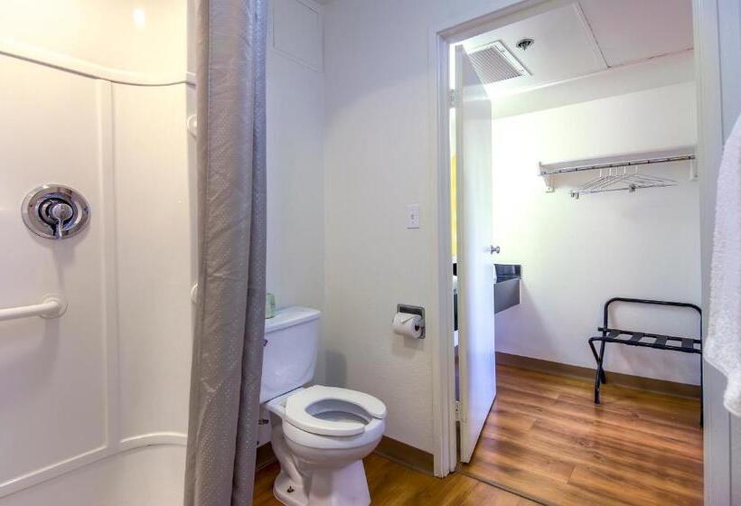 Motel 6oceanside, Ca