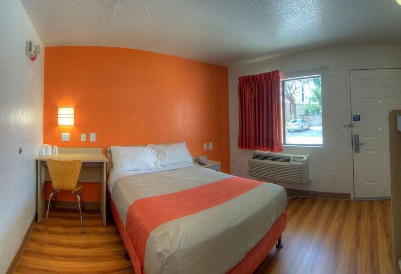 Motel 6orlando, Fl  Winter Park