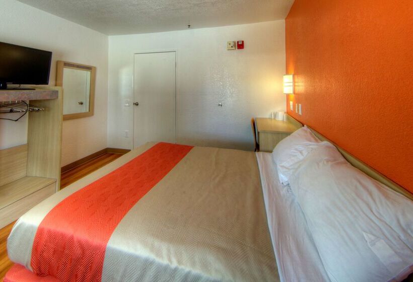 Motel 6orlando, Fl  Winter Park