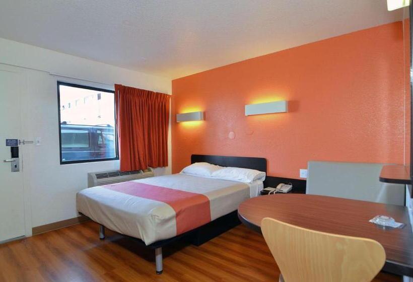 Motel 6palm Desert, Ca  Palm Springs Area