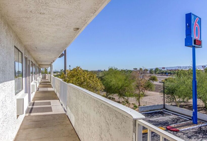 Motel 6phoenix, Az West