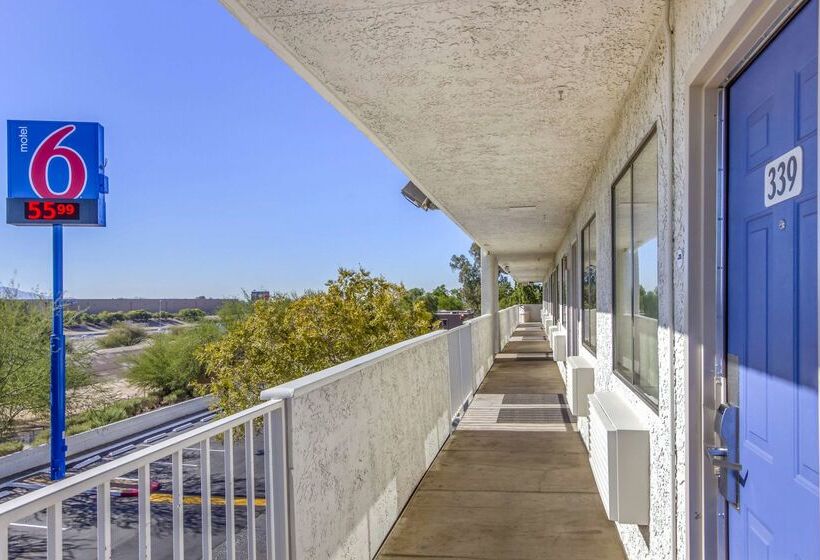 Motel 6phoenix, Az West