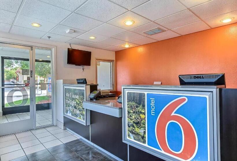 Motel 6pinole, Ca