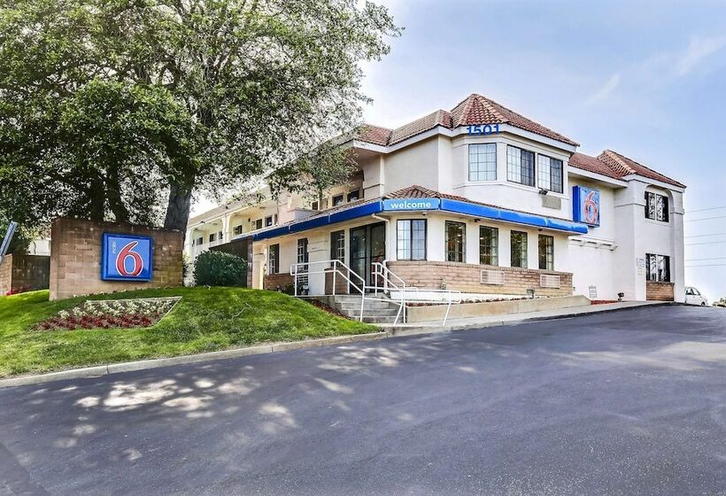 Motel 6pinole, Ca