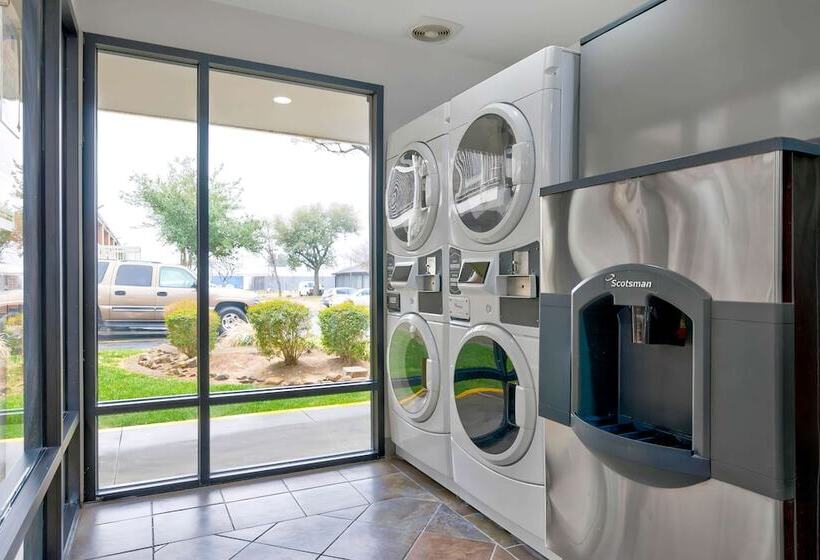 Motel 6plano, Tx  Plano Northeast