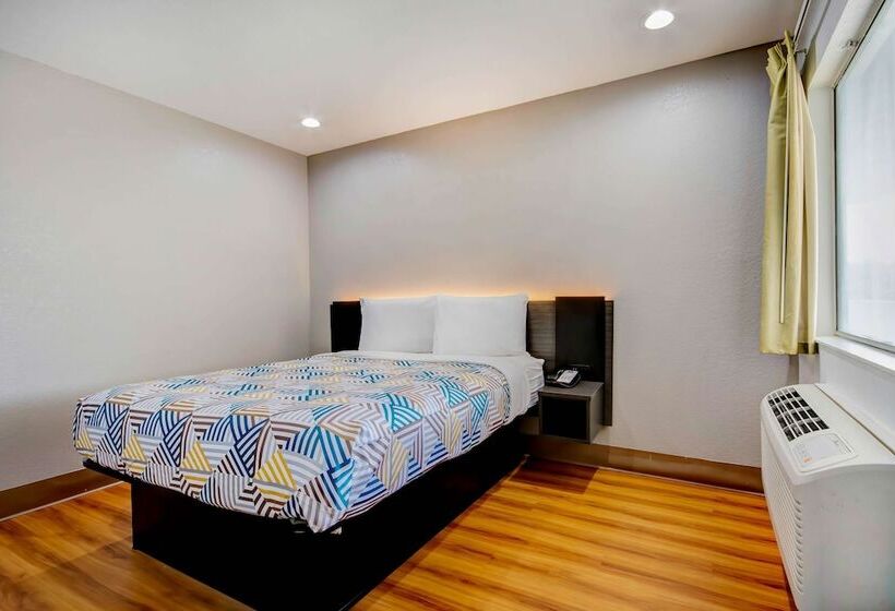 Motel 6port Allen, La  Baton Rouge