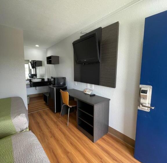 Motel 6port Allen, La  Baton Rouge