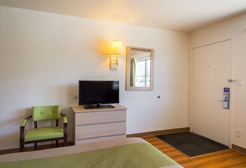 Motel 6pueblo, Co  I25