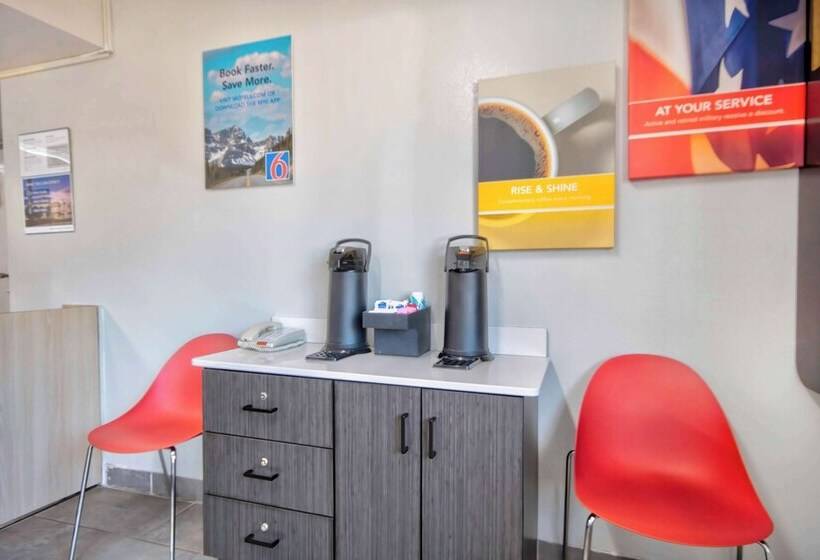 Motel 6 Russellville, Ar